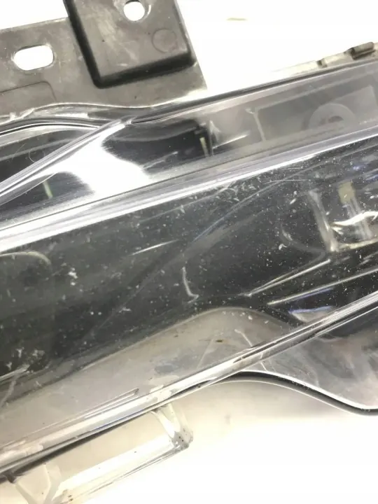 Tesla Model 3 Halogen Rechts Scheinwerfer OEM 107739600D image 6