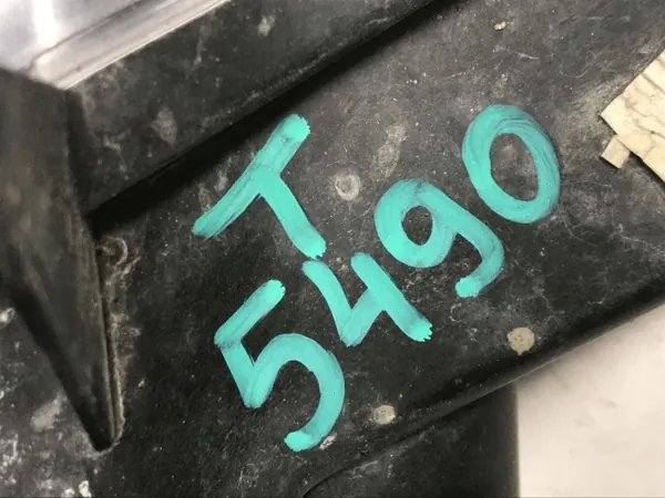 Tesla Model 3 Halogen Rechts Scheinwerfer OEM 107739600D image 9