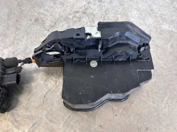 BMW OEM 7167588 Türanschlag hinten rechts E70 X5M image 8
