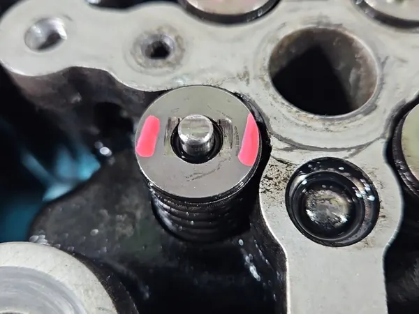 Cilinderkop Land Rover OEM IMPRK1555134 - Gebruikt image 9