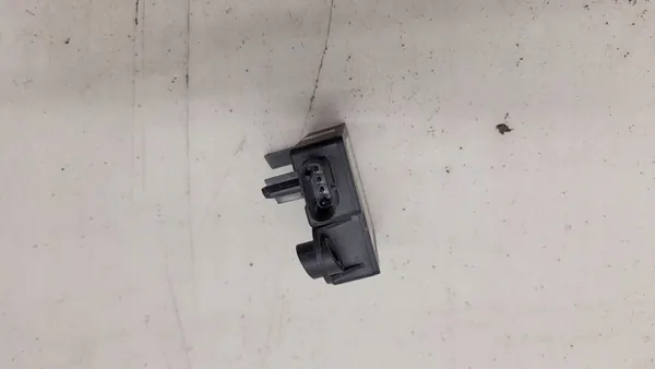 Tesla Model 3 Computer Module 1089775 image 2