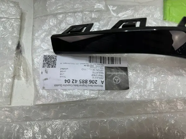 Moldagem para-choques traseiro OEM A2068856303 Mercedes Classe C image 6