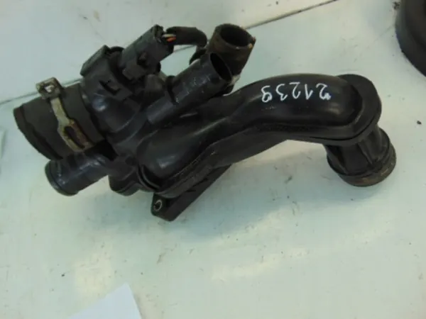 Boîtier de thermostat OEM Ilza-137059- pour Peugeot 207 image 7