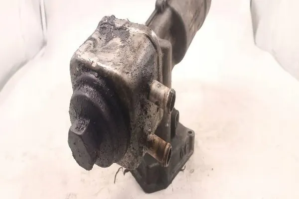 Oljefilterfäste SEAT TOLEDO II 1.9L Diesel image 3