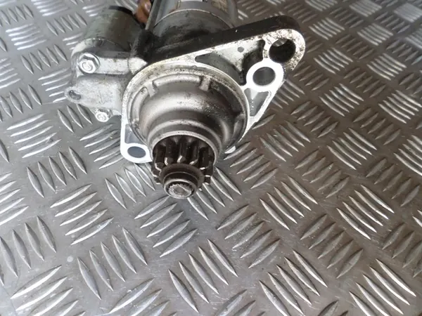 Arrancador Volkswagen OE 02Z 911 024 B image 3