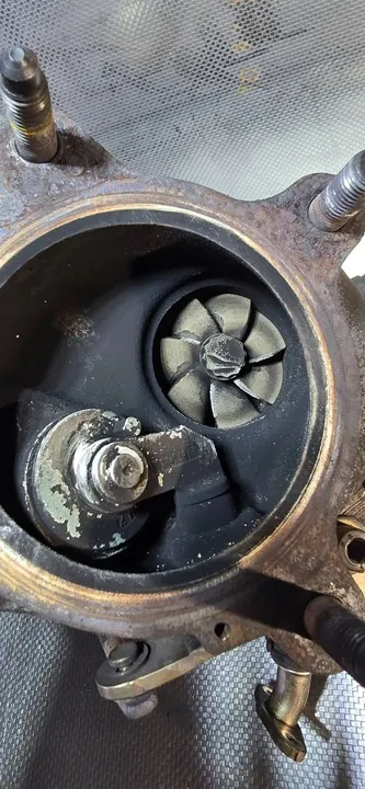 Komplett turboladdare AUDI A4 B8 2.0 TFSI 06H145702G image 2