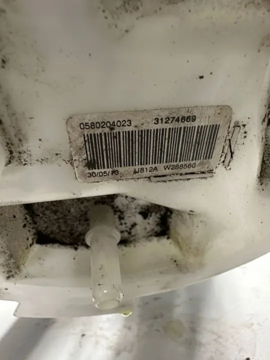 Volvo XC60 Einspritzpumpe OEM 31355907 image 3