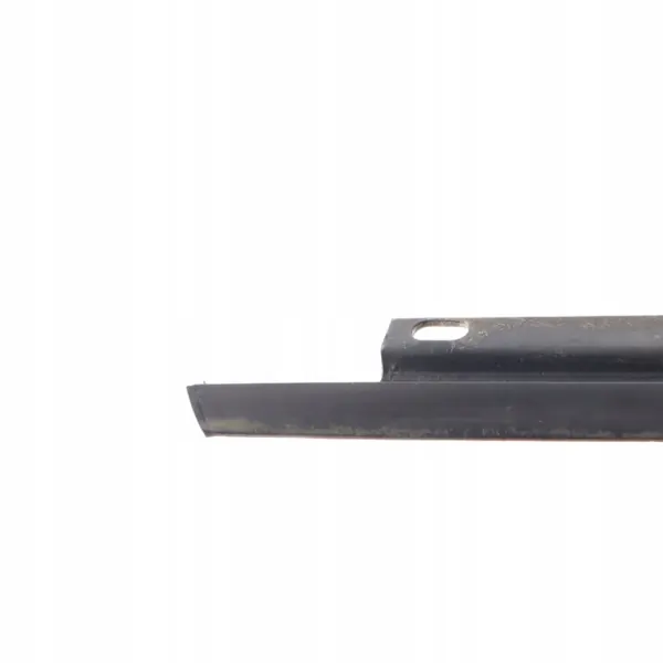 VW Golf Mk5 Höger Framdörrlist OEM 1K4837478D image 6