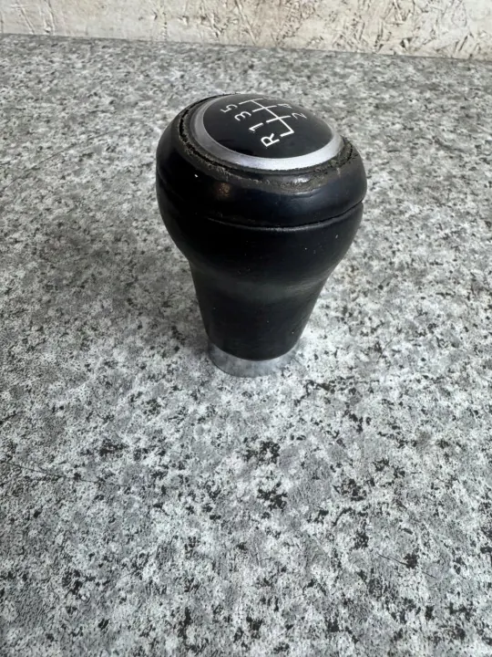 Pomo de Cambios OEM Mazda 6 GJ 2012-2017 Manual image 6