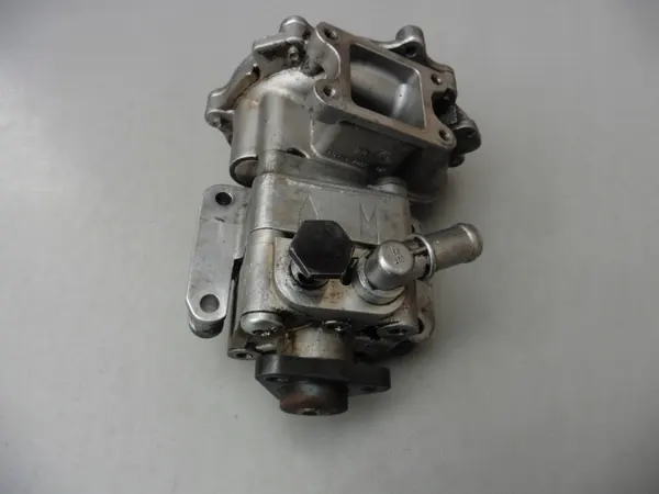 Pompe de direction OEM 4032923 pour BMW Série 1 image 4