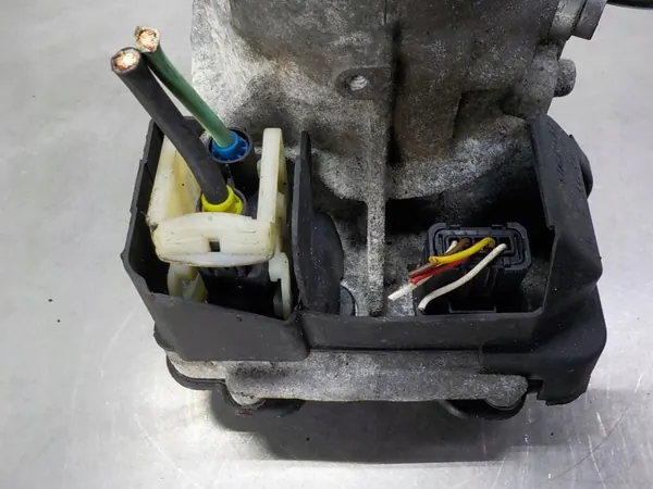 Peugeot 308 ohjausvahvistin OEM A0025878 TRW image 4