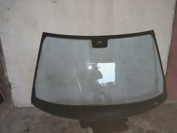 Frontscheibe W211 Lift blau AGC OEM image 2
