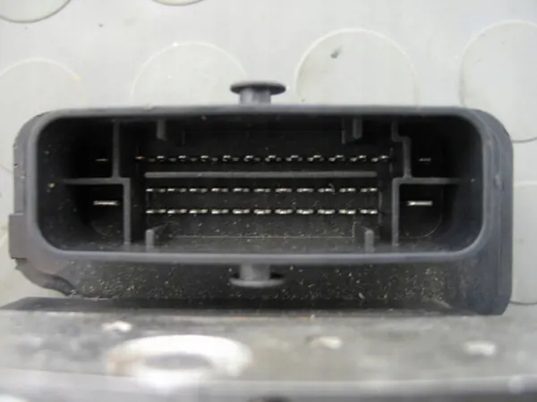 Pompe ABS 6R0614517BN 6R0907379BK pour Audi A1 8X image 5