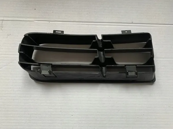 Griglia Paraurti Anteriore Destra Volkswagen Jetta image 3