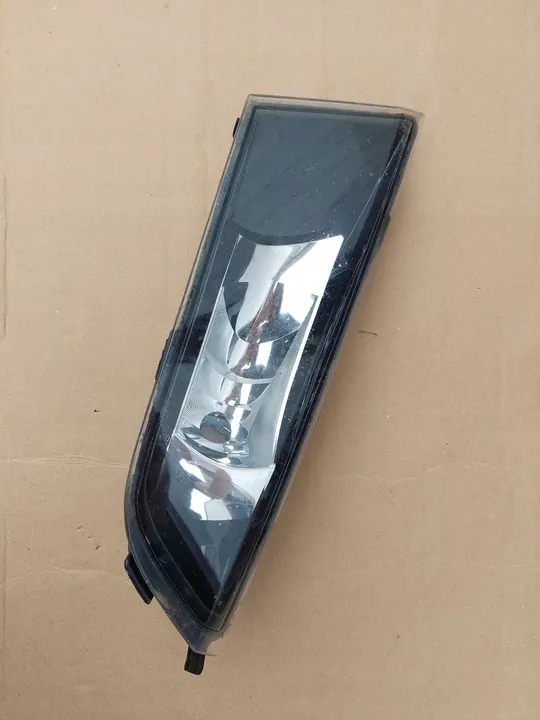 Lâmpada Halógena Skoda Fabia III Direita OE 6V0941700A image 2