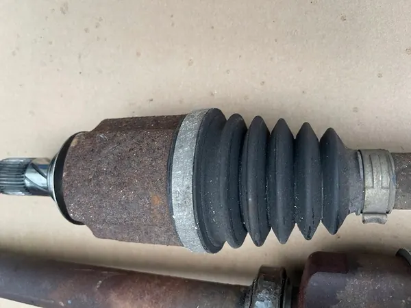 Vänster kort drivaxel 1.5DCI Renault Scenic III Autom image 4