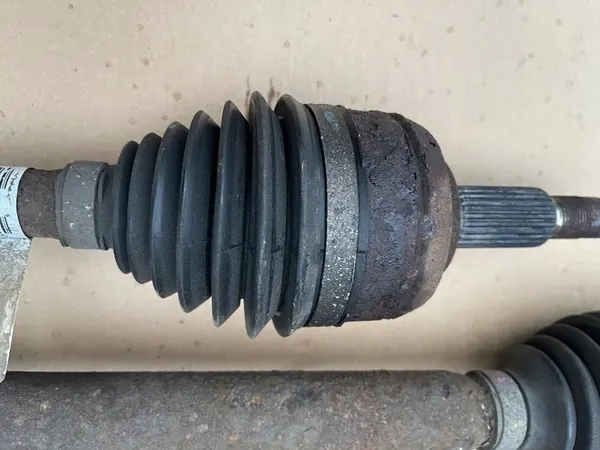 Vänster kort drivaxel 1.5DCI Renault Scenic III Autom image 5