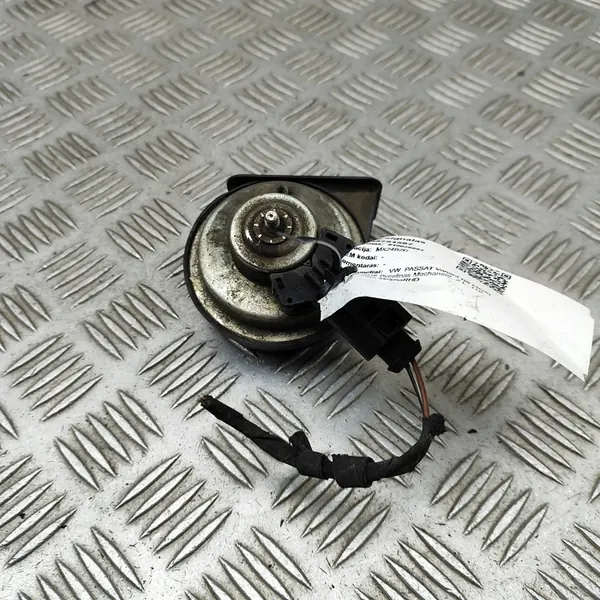 KLAKSON VW PASSAT VARIANT B8 3Q0951221 image 3