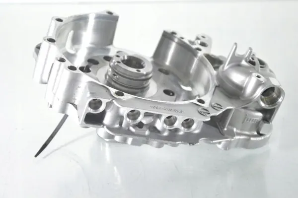 Begagnad oljepump OEM 051.39 för Jeep Chrysler image 3