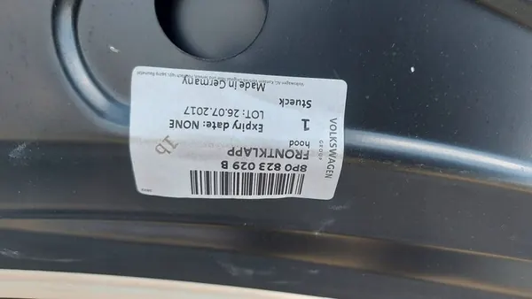 Motorhuv Audi A3 8P 03-05 image 9