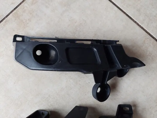 Deslizamento de Para-choque Traseiro - Citroen C3 III - 2016 image 3