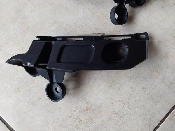 Deslizamento de Para-choque Traseiro - Citroen C3 III - 2016 image 4