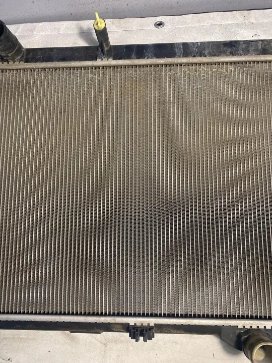 Radiator Lexus GS 3 OEM 422133-2772 (2004-2007) image 3