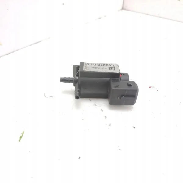 2002 Maserati Coupe Vakuumventil / Turbo Solenoid 702318010 image 6