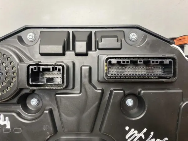Salpicadero Toyota C-HR 2020 OEM 83800F4560 Usado image 7