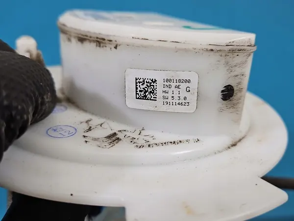 Brandstofpomp Peugeot 3008 II 1.6 T Hybrid4 9823896880 image 7