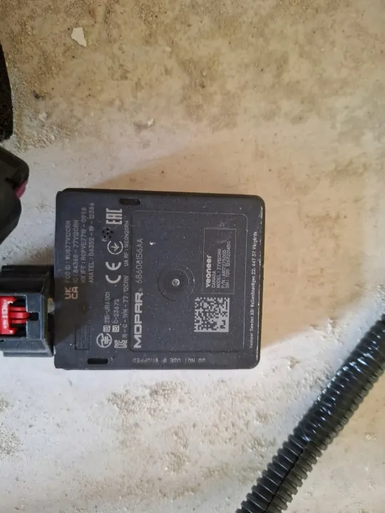 OEM 68499743AB Dodehoeksensor voor Dodge Durango image 3