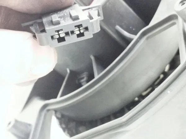 Audi OE Blazerventilator OEM 9082 voor A6 S6 C6 4F image 3