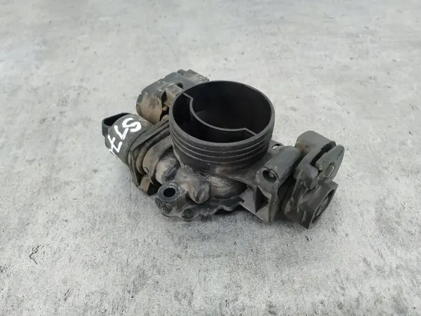 Kaasutinkansi OEM 0012037A4 Peugeot 206 1.1i:lle image 3