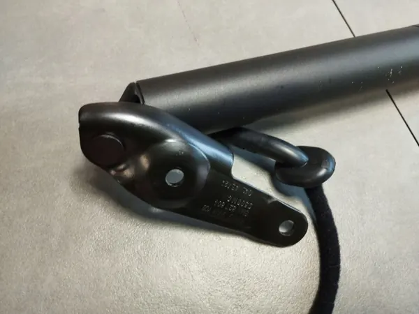 Audi A5 B10 Actuateur Électrique Hayon OEM 8B9827851B image 3