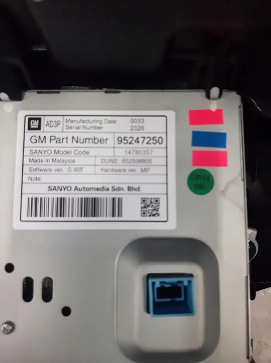 Monitor ecrã Chevrolet Orlando usado OEM 7112262 image 4