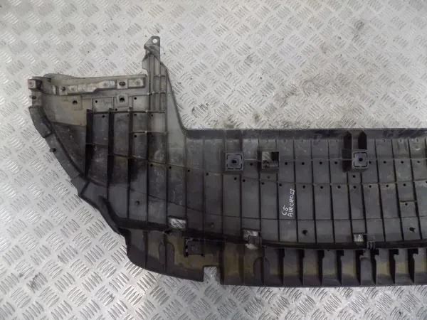 Citroen C5 Aircross 2017 Cache Bas Pare-choc Avant OEM image 3