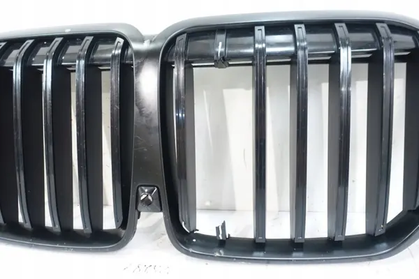 BMW X7 G07 Garniture Grille OEM 20240049221 - Occasion image 4