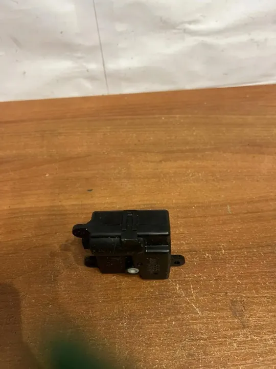 Renault OE D2252 Klepmotor - Gebruikt image 4