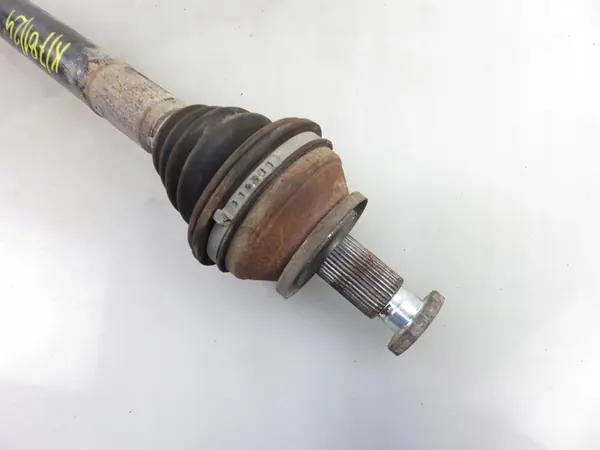 Fram höger drivaxel Skoda Fabia II 1.4 TDI image 3