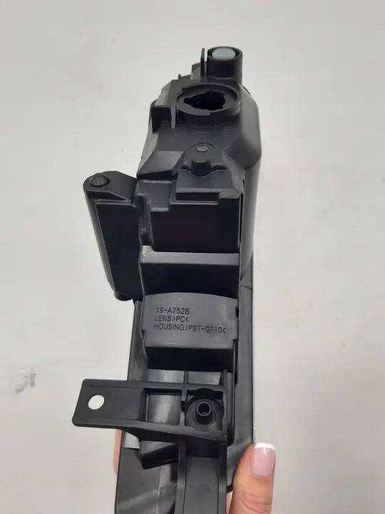 Farol de neblina dianteiro esquerdo BMW 1 E81 E87 H11 OEM 00850285A1 image 5