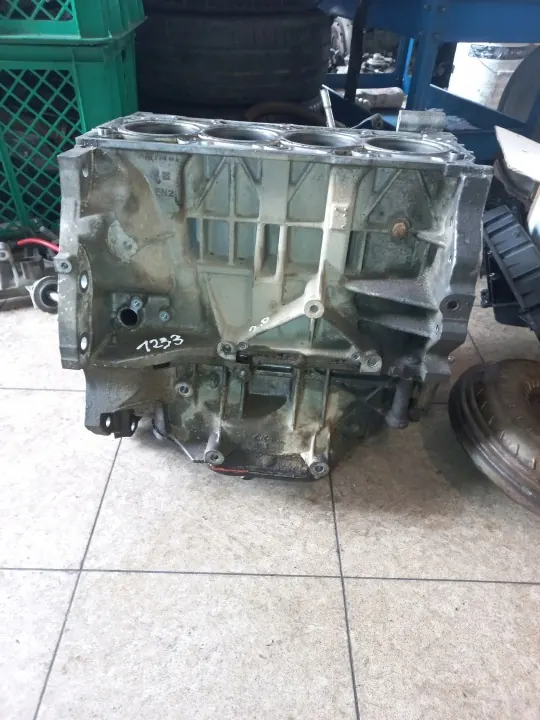 Bloc moteur inférieur MR20 Nissan Qashqai 2.0 image 4