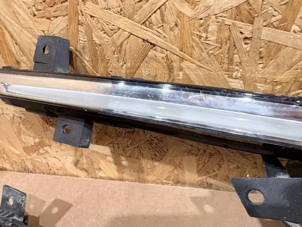 DRL LED esquerdo VW Golf VII GTE Halogéneo OEM 5GE941055 image 4