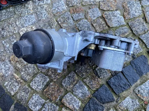 MERCEDES 654 Oljefilterbas 6541805700 image 3