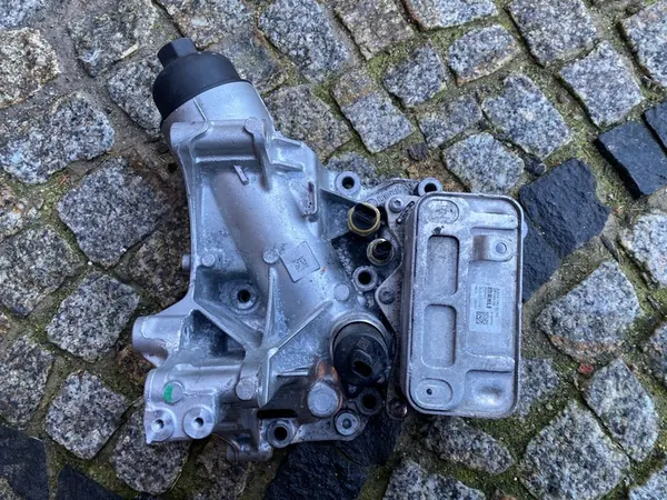 MERCEDES 654 Oljefilterbas 6541805700 image 4