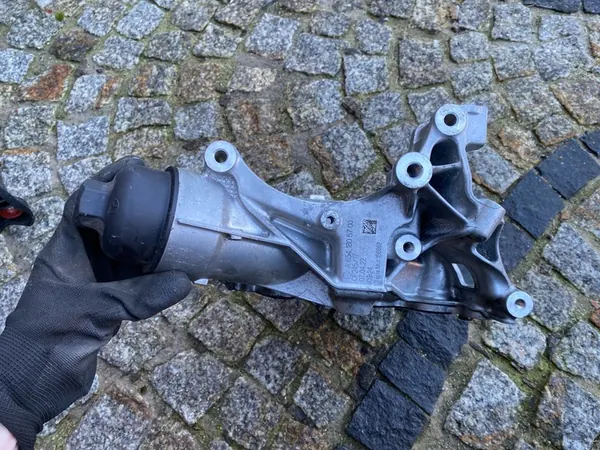 MERCEDES 654 Oljefilterbas 6541805700 image 9