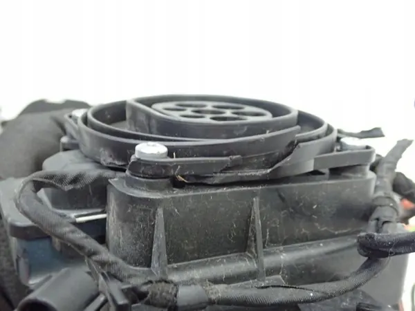 Puerto de carga OEM 8485589 para BMW X3 G01 30e Híbrido image 7