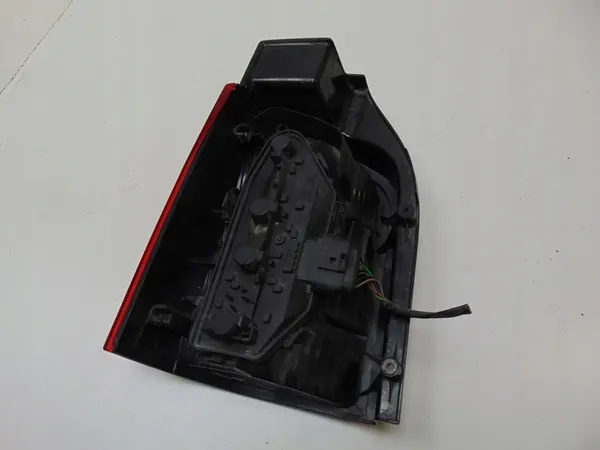 Lámpara trasera derecha VW Transporter T5 03-15 image 8