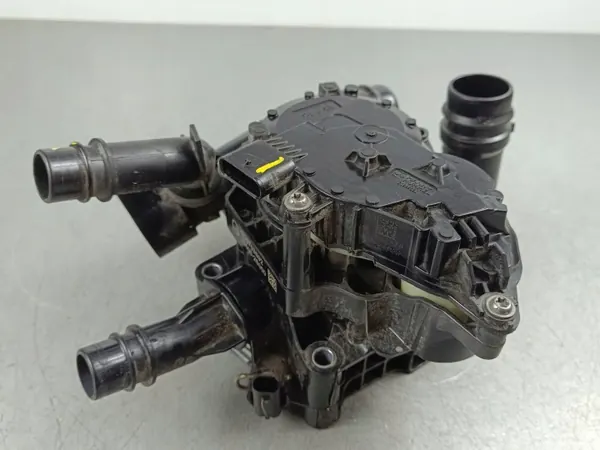 Kia termostathus OEM 256002S000 - Begagnad image 2