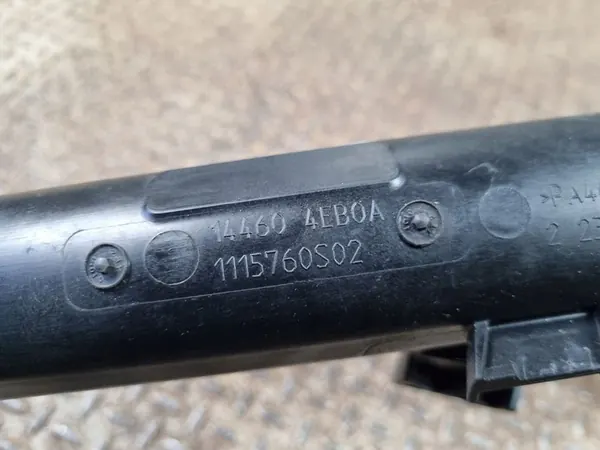 Nissan OE Luftschlauch image 5