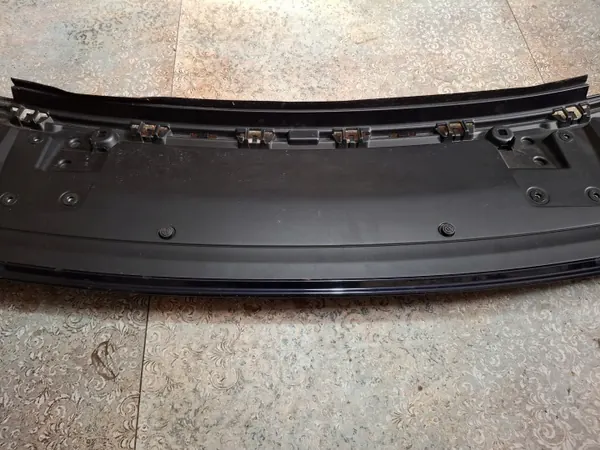 Porsche Cayenne 9Y Heckklappe Spoiler OEM 9Y3827934 image 6